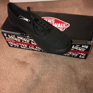 👟NBW Black Vans MENS